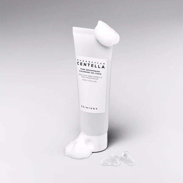 SKIN1004 Madagascar Centella Limpiador Espuma Tone Brightening - 125ml - Farmacias Curie